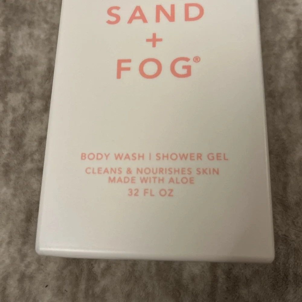 Sand + Fog Strawberries & Cream Body Wash/Shower Gel 32 fl oz TikTok Viral Finds